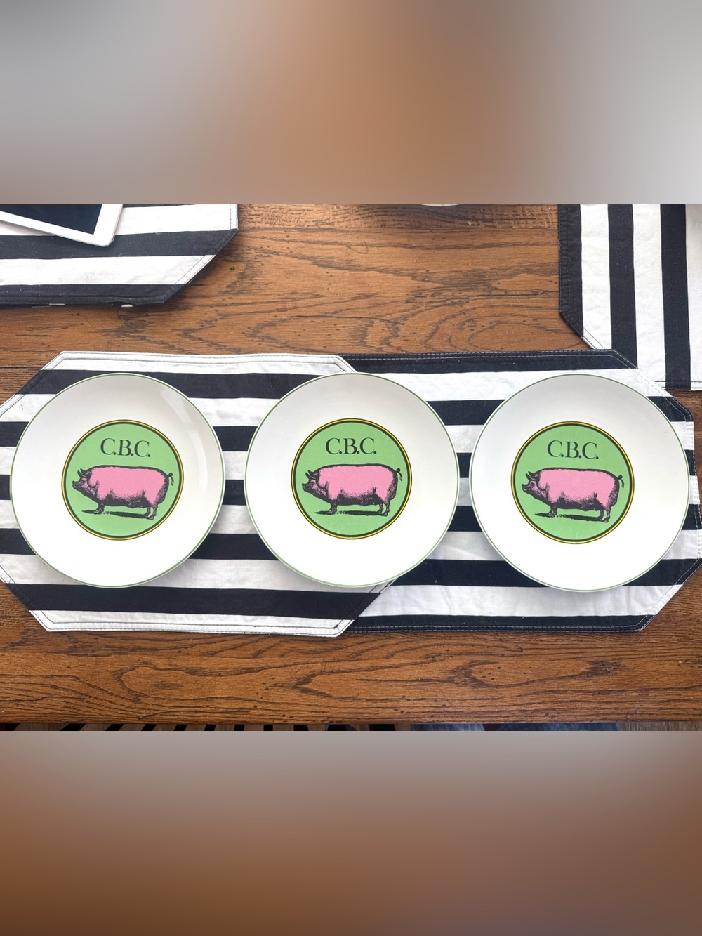 The Official Preppy Pig Plates Set x 3 C.B.C. Couldn’t Be Cuter Salad Plate dish - Picture 2 of 5